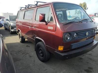 A picture of Volkswagen vanagon available for sale The vehicle price is 600
