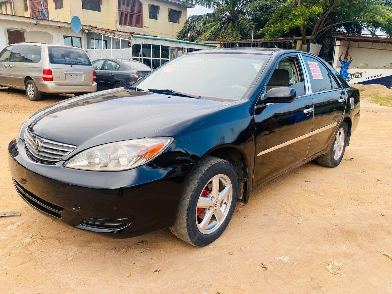 A picture of Toyota Camry 2004