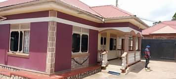 A picture of HOUSE FOR SALE ON ENTEBBE ROAD 3bedrooms house for sale