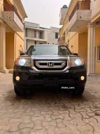 A picture of Tokunboh cars