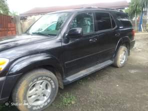A picture of Toyota Sequoia 2009 model 1st body Sound Engine Good gear
