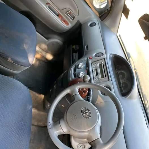 used toyota sienta