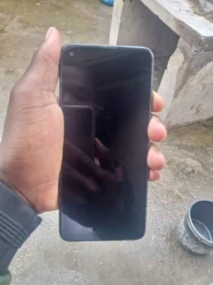 A picture of CAMON 12 LAM 3 GB 32 INATOKA 110 NI CALL