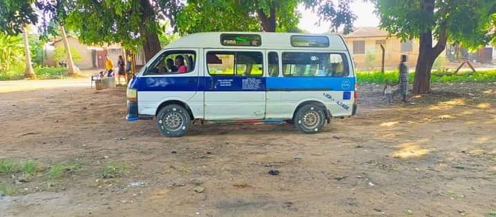 A picture of 1999 Toyota hiace dungu Hiace 5