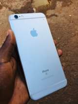 A picture of iPhone 6s Plus with 32Gb at 260k