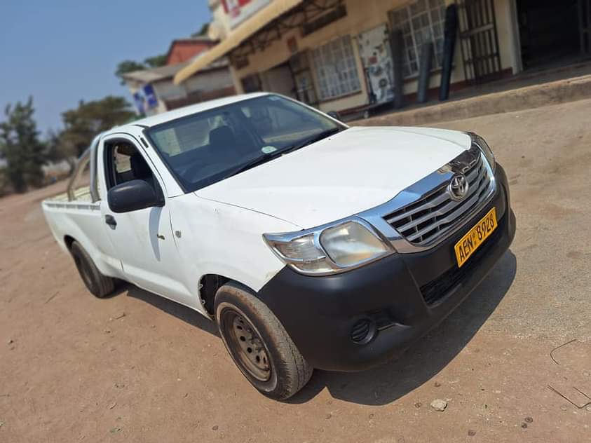 used toyota hilux