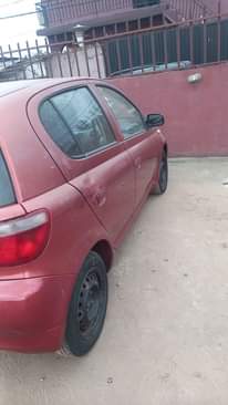 A picture of Toyota yaris 2003 2004 manual 3 250 First body tokunbo