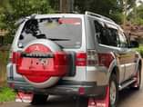A picture of Pajero 0751044800