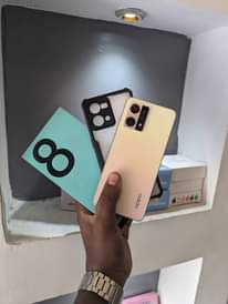 A picture of OPPO RENO 8