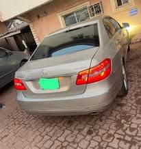 A picture of MERCEDES E350