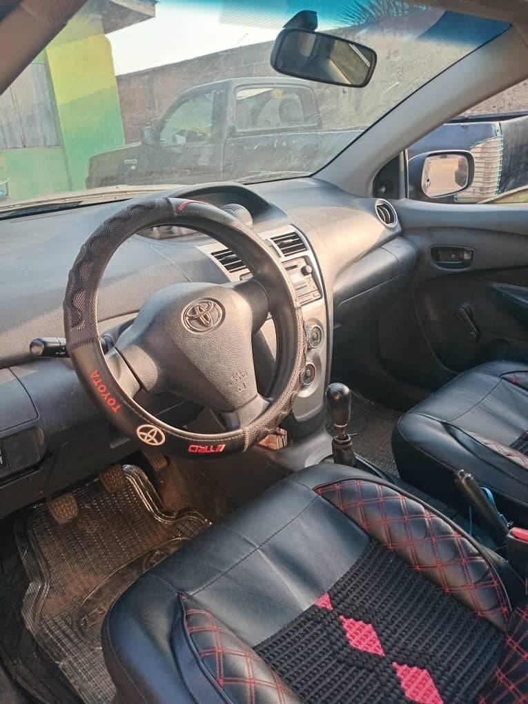 A picture of Toyota Yaris 2007