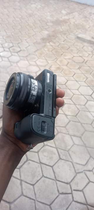 A picture of Camera Sony A6000 megapixels 24