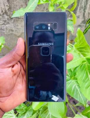 A picture of SAMSUNG NOT 9