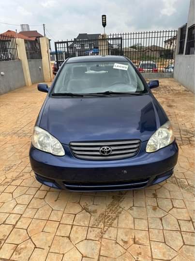 A picture of Toyota Corrolla foreign used 2004 