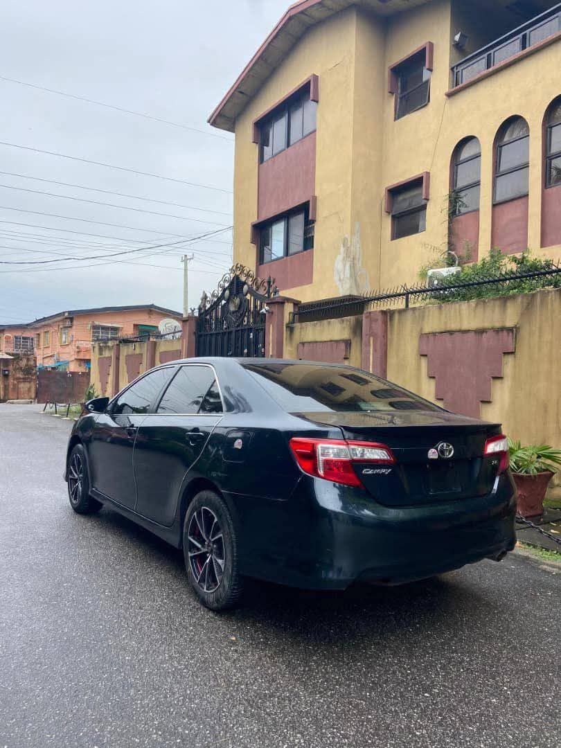 A picture of Toyota Camry Sport 2013