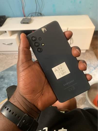 A picture of Samsung A32
