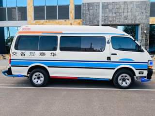 A picture of TOYOTA HIACE