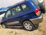 A picture of Toyota RAV4 2004 model Sound Engine and gear In perfect