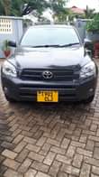 A picture of TOYOTA RAV4 INAUZWA MILLION 15 GARI NZURI SN IPO DAR