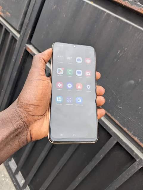 A picture of SAMSUNG A13 GB64