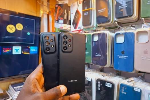A picture of Uk Used mobile Gadgets available call 0704503291 0778497754