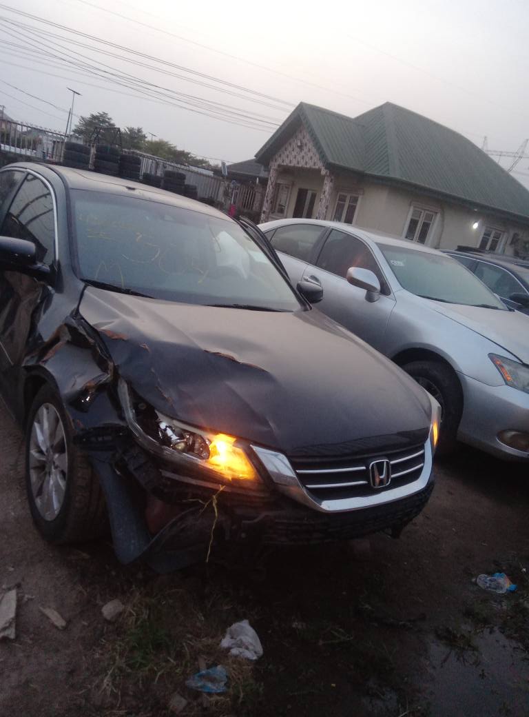 A picture of 2015 KEYLESS HONDA ACCORD SPORTS with slight accidental scratches to