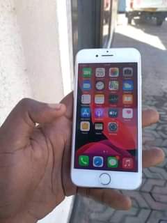 A picture of IPHONE 7G GB 128