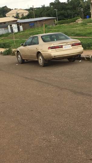 A picture of Toyota Camry pencil light