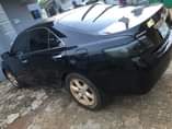 A picture of Toyota Camry 2009 model LE baked with good engine gear