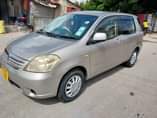 A picture of TOYOTA RAUM NAIUZA MIL 8 5 0743435416