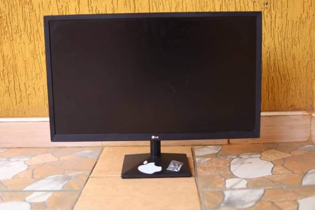 pc monitors