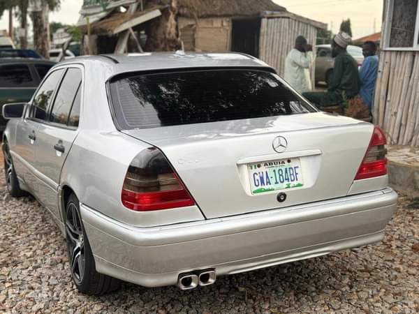 A picture of Belgium standard C230 kompressor Going for 2 8ml Kaduna everything
