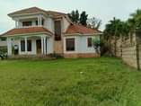 A picture of BANK PRESSURE JUCY DEAL UP FOR GRAB Posh house for
