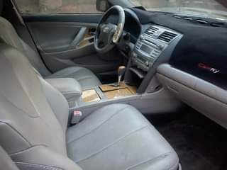 A picture of 2008 Black Camry XLE V6 full option