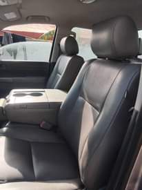 A picture of Toyota truck