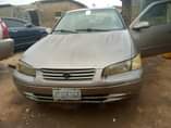 A picture of Toyota Camry 2000
