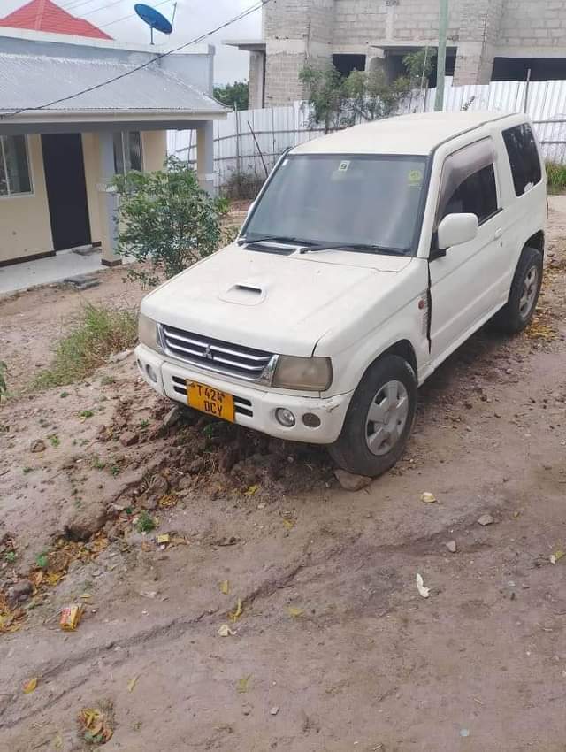 A picture of MISTUBISH PAJERO MIN
