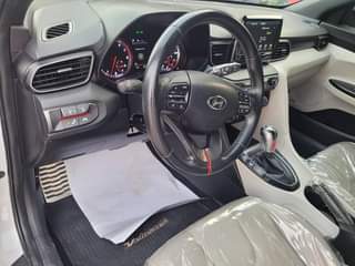 A picture of 2020 Hyundai Veloster foreign used