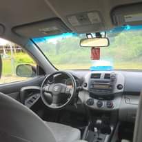 A picture of TOYOTA RAV4 2012
