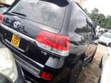 A picture of 2009 Toyota LANDCRUISER V8