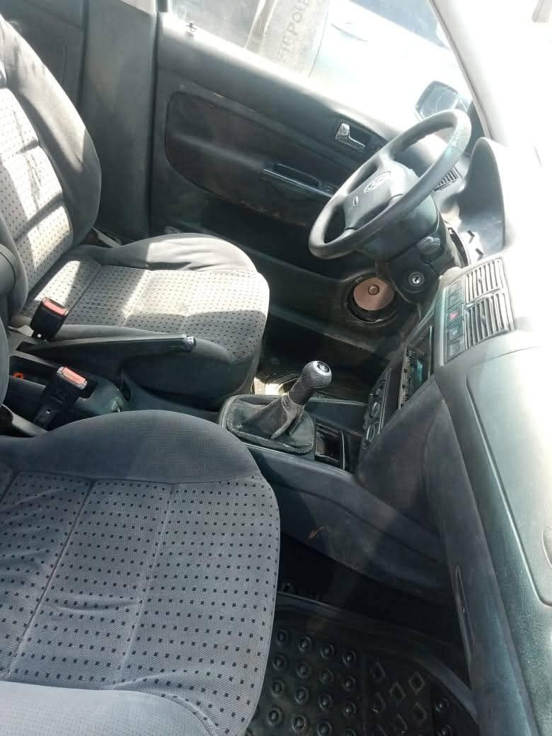 A picture of Car