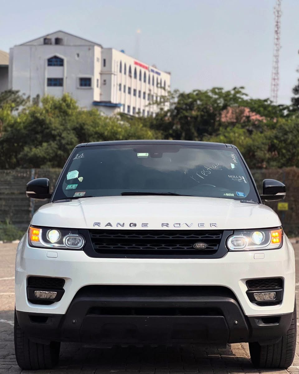 A picture of Range Rover