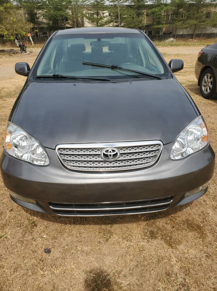 A picture of Toyota corolla 2006 in good condition nothing to fix just