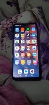 A picture of Redmin Gb 128 Ram 6Gb mpya kabsa