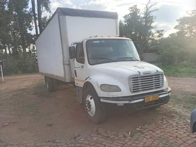freightliner trucks