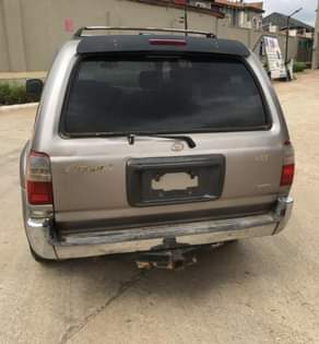 A picture of DANNY YUNG Smarts Autos Very Neat Toyota 4Runner 2 Very