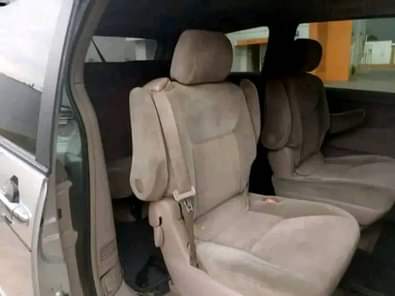 A picture of highest grade sienna 05 model Bluetooth Connection Untouched Dashboard Catalyst