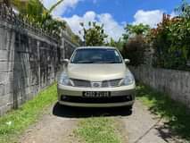 used nissan tiida