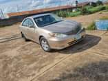 A picture of 2004 Toyota Camry LE