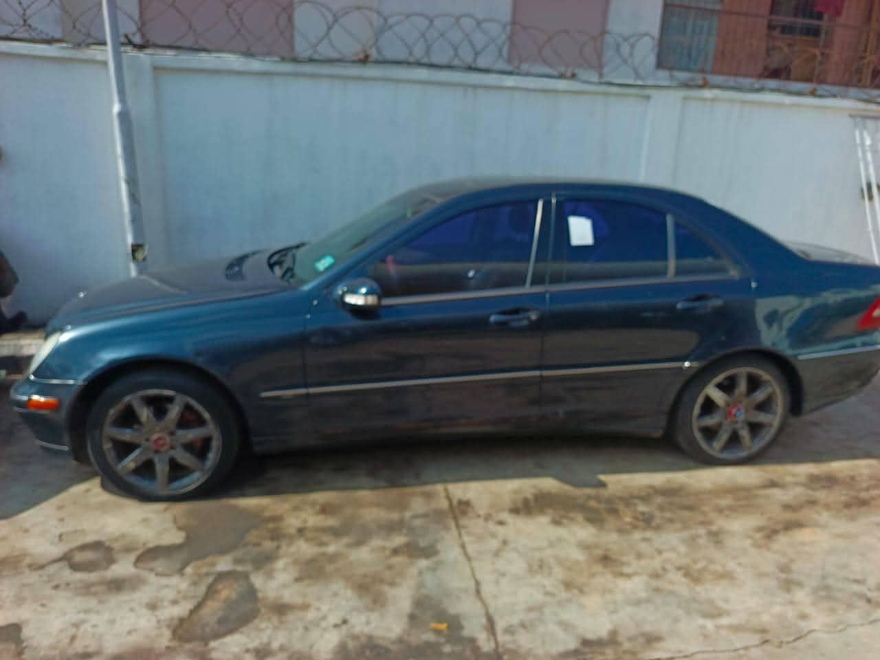 A picture of Benz c230